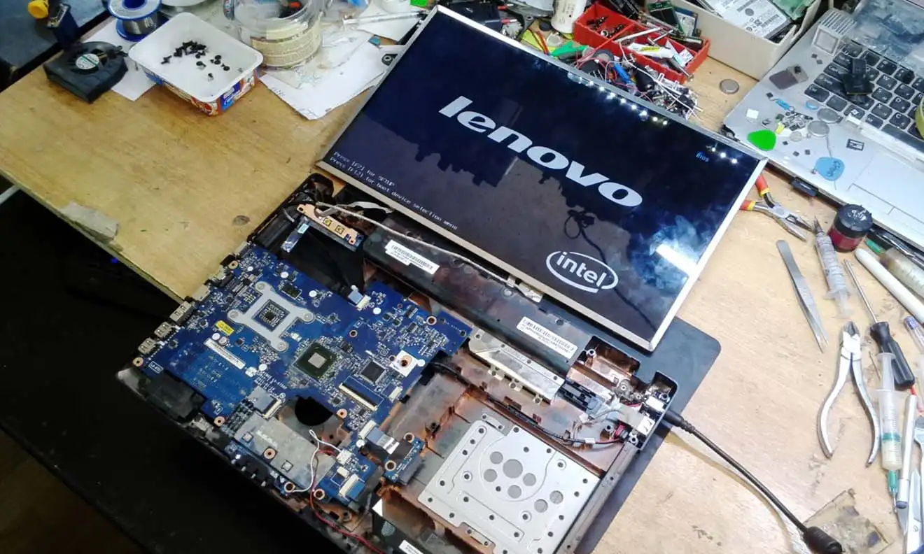 Ремонт ноутбуков Lenovo в Москве